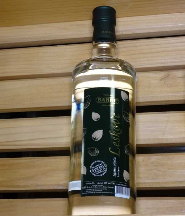 Liqueurs and spirits Bahne - hazelnut spirit Leskov'c with hazelnut macerate